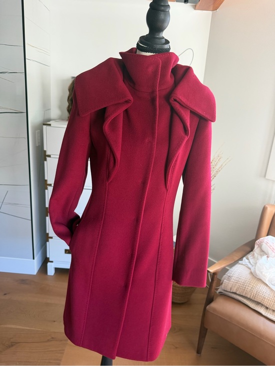 Bergdorf Goodman Dresses & Skirts - Bergdorf Goodman Women's Long Sleeve Sculpted Crimson Dress Coat